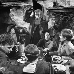 《雾都孤儿：经典电影，大卫·里恩执导，奥利弗的成长与勇气》