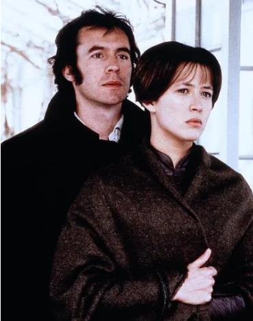 《心火》法国爱情电影：威廉姆·尼克尔森执导，苏菲·玛索主演，家庭教师的美好爱情视频大小/数量