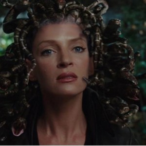 《波西·杰克逊与神火之盗》奇幻冒险电影，中学生珀西的传奇之旅，续集即将上映，不容错过！