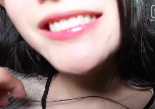 饼弄姐姐~黑丝车Z[1V-522M]