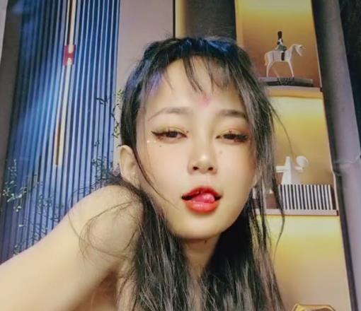 可爱小姐姐之惊天大B！【1V-1G】