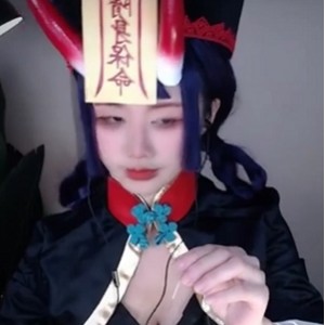 虎牙萌夏茉福利13部合集，专业Coser姐姐好凶！