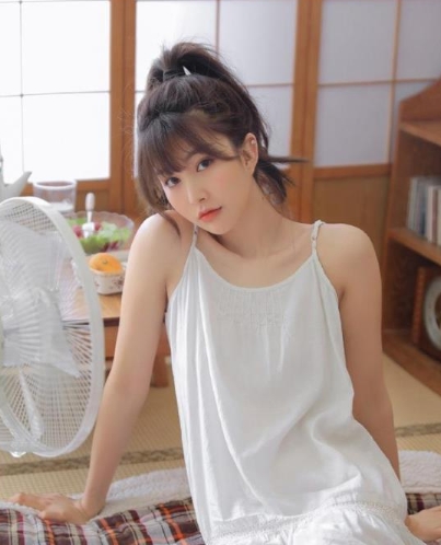 优质日系美女《小爱同学》自编自导自演的剧情作品