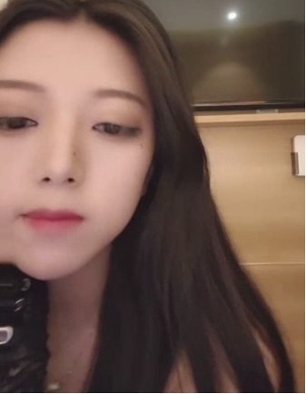 高颜值女神主播《球迷的奶球》各种表演