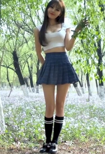 足系列《凉儿》户外超短裙过膝袜