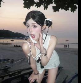 露脸清纯小M狗-屁小六+[58V-327M]