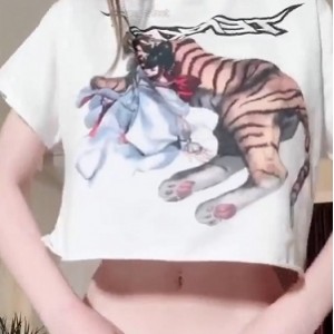 户外任务达人《maoyao》展示自拍