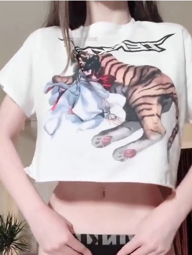 户外任务达人《maoyao》展示自拍