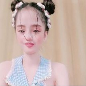 玩具狂欢-优质丸子头少女[1V-1.7G]