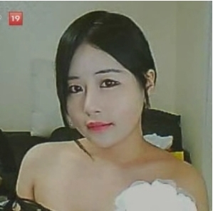 白嫩美女果聊视频