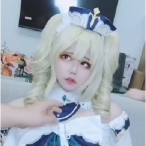 伪娘《小舞酱》COS芭芭拉前后夹击