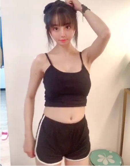 可爱主播《清水美奈》直播回放