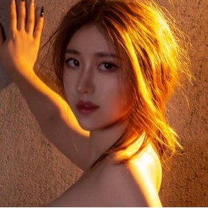 秀人网优质御姐女神波多野小泽千凛