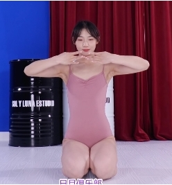 日月俱乐部《阿彩》舞完整版