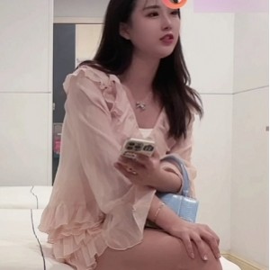 91各路探花优质尤物私拍视频