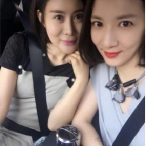 优质美女《妻子双镜视角》作品