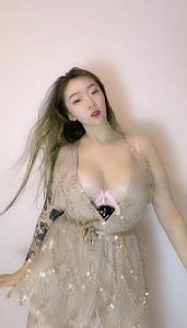 快手小仙女《欣妹》热舞舞蹈视频