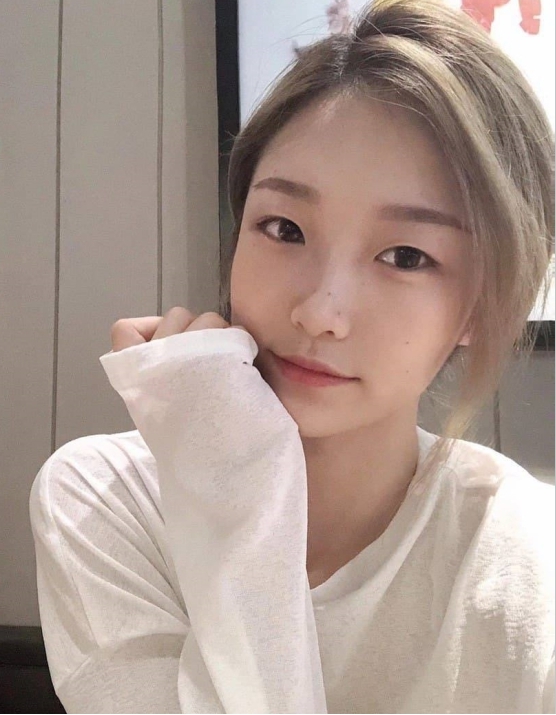 上海富家千金遭前任曝光大量吃瓜视频