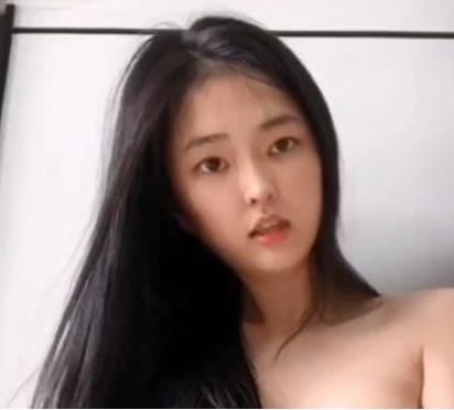 芋喵喵完美的露脸，10级甜美的可爱学生妹