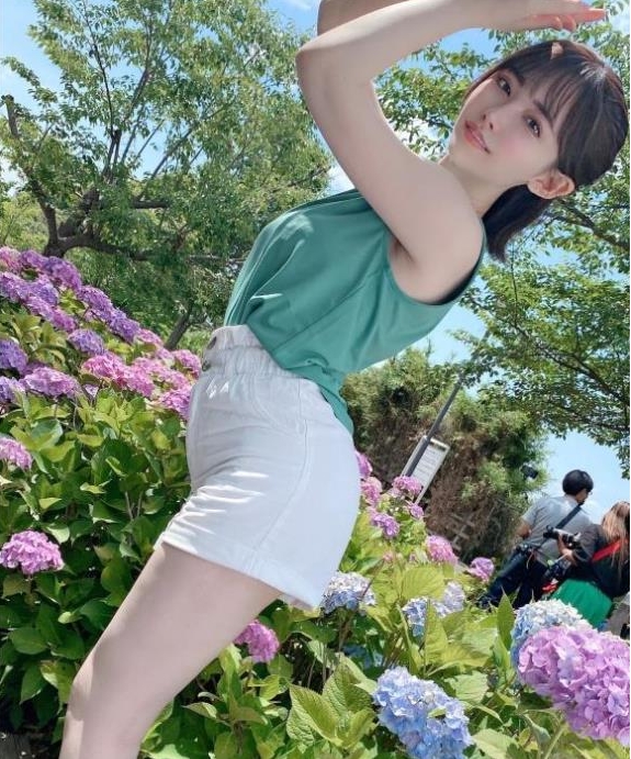 抖音美女《三寸妹子》作品