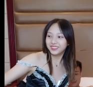 清纯嫩妹~开口就跪~+[1V-1.2G]