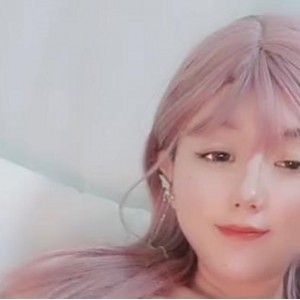 超甜姐姐~持续两小时表演！ [1V-1.6G]