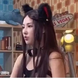 优质光“阴”-大N娜，武功表演根本停不下来 [1V-431M]