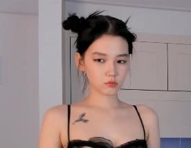 超火女主播：amayamori！围裙都能玩出天花板!+[1V-4.1G]