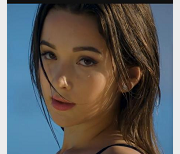 俄罗斯作品-女神沙滩第一战！【1V-540M】