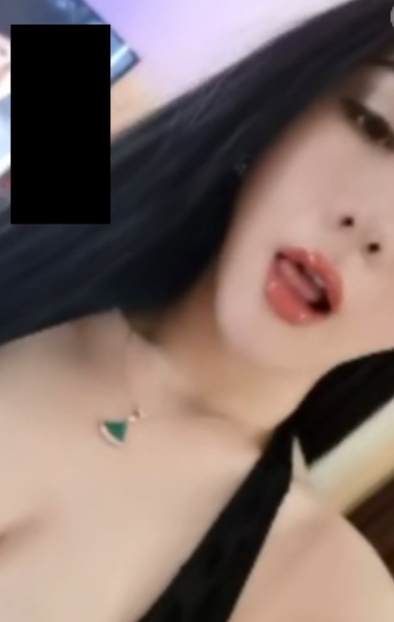 [有水]+核能！:超级美女-美女蛇Eom（赛琳娜）平台、微信一对一