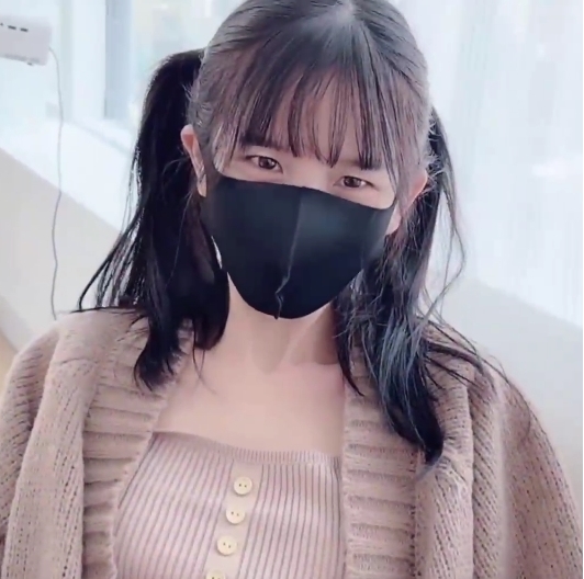 糖心传媒JK双马尾甜美系女友《粉人》