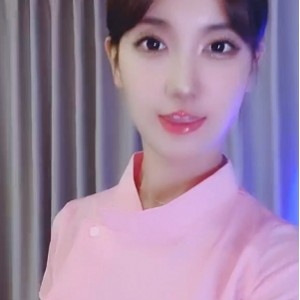 【花椒当家花旦宁依纯】 护士装诱惑热舞 性感露背长裙热舞