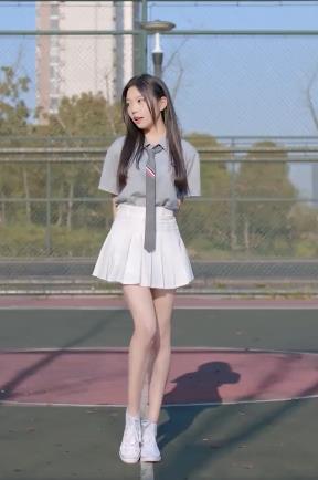 【B站欣小萌】ai换脸舞来啦！