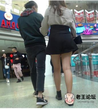 裙子的诱惑拍摄视频