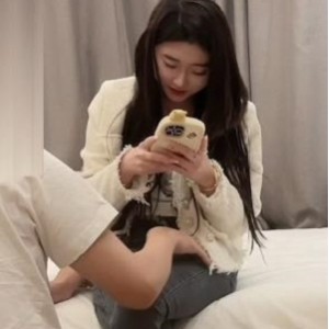 大神探花鬼脚七酒店约04年边缘女 娇小玲珑[1V-770M]