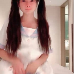 半糖妹子主播埋璃璃【5v5.2g】【百度云】