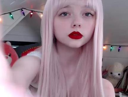 Onlyfans欧美妹子干净女神（evieserena）