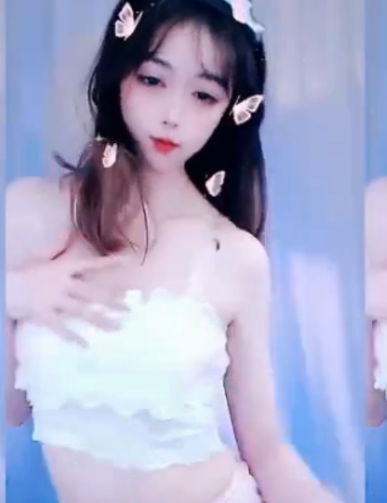 [转载搬运]+【CC斗鱼虎牙+小软软】付费群大尺定制热舞+[21v+2.37g][百度盘]