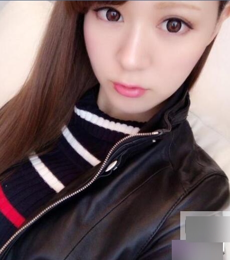 立花瑠莉的牛仔裤破洞系列