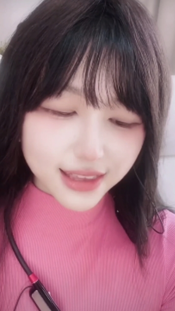 抖音兔柒柒露两点大摆锤,半荤吧,真大!【1v+928M】【百度云资源】