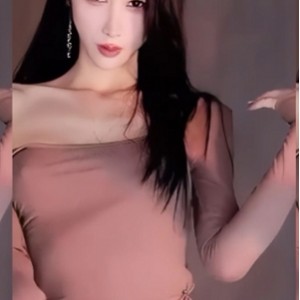 [转载搬运] 斗鱼 小南南定制 [4v+1G][百度盘]