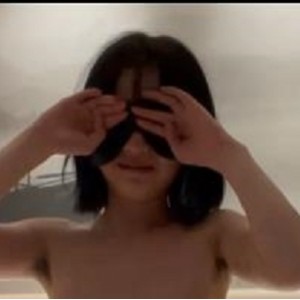 清纯少女-女高学妹[1V-2.1G]