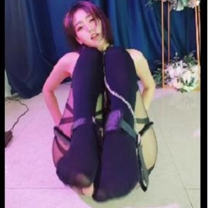 原版无水印-网易CC胡椒-自W全程25分钟【1V1.6G】