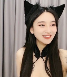 stripchat主播qing_qq(原CNLK)9-10月最新录播28V/16.4G