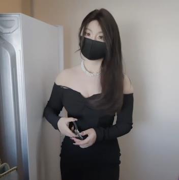 台北娜娜nana_taipei+3月11日新作+日理万机女房东+[3V-1.3G]