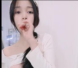 学妹喷喷！玩炮击~自W！爆J花~狂喷+[1V-3.3G]