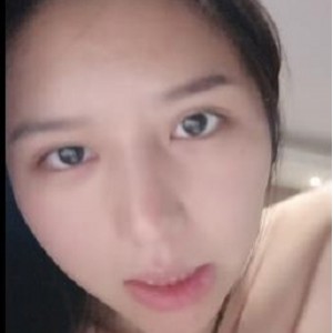 素颜女友露脸女在上无保护措施打粑粑[1V 1.36G]