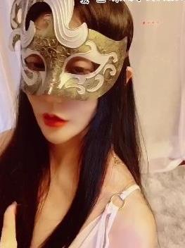 推特长腿优质女神（爱丝袜的Vivian姐）私人定制