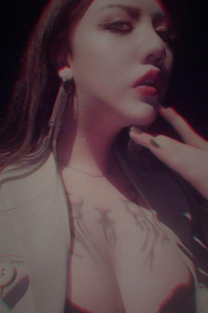 优质推特网红韩雅茜全集整【52P+38V+2.4G】百...