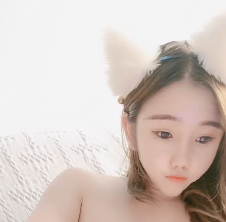 美女+小耳朵呀+14v16.7g